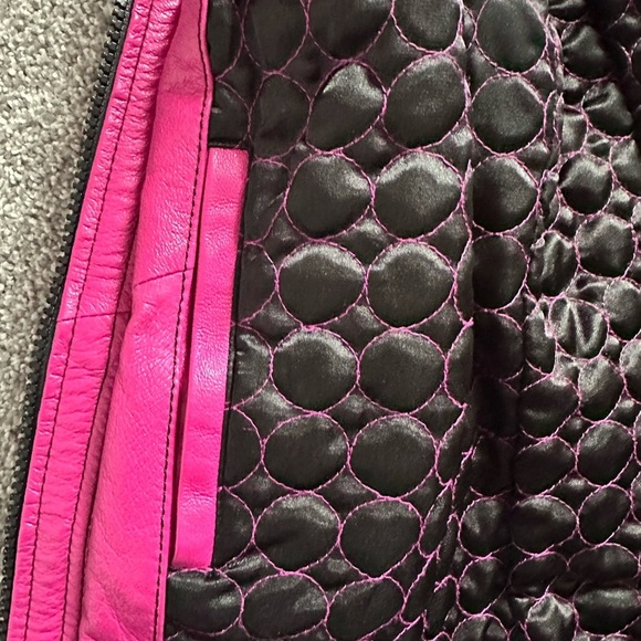 Danier Leather winter bomber - Picture 5 of 6